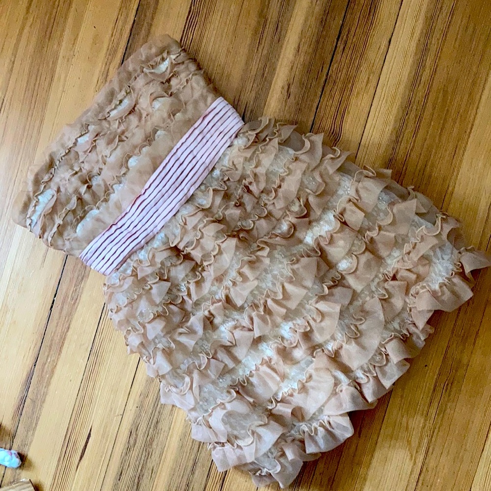 NWT Adorable tulle strapless mini dress